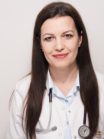 Dr. Fehérvári Lázár Mónika